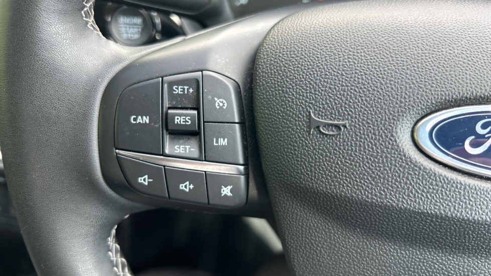 Ford Fiesta 1.0 EcoBoost Titanium 5dr Petrol Hatchback - Image 31