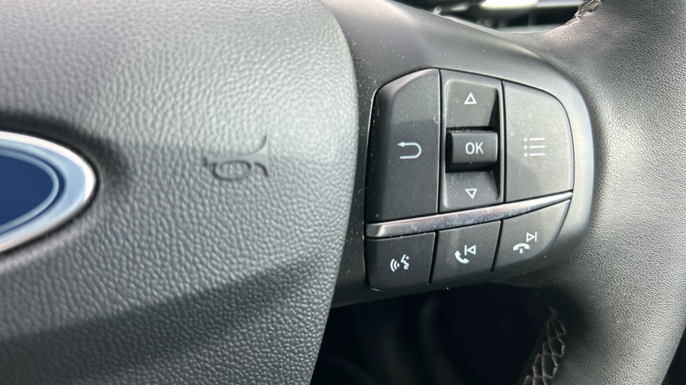 Ford Fiesta 1.0 EcoBoost Titanium 5dr Petrol Hatchback - Image 32