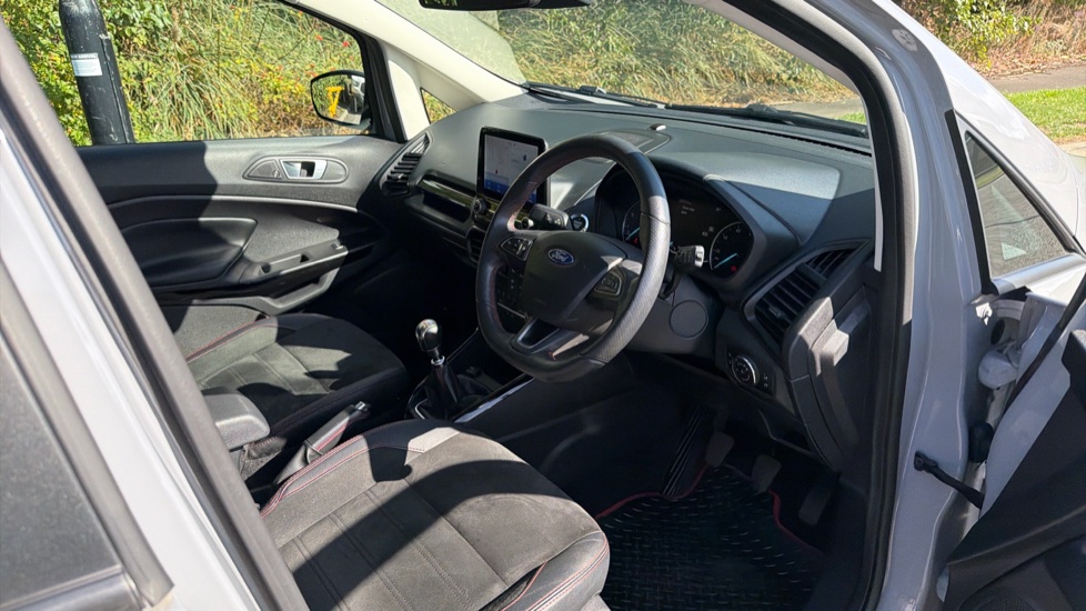 Ford EcoSport 1.0 EcoBoost 125 ST-Line 5dr Petrol Hatchback - Image 32
