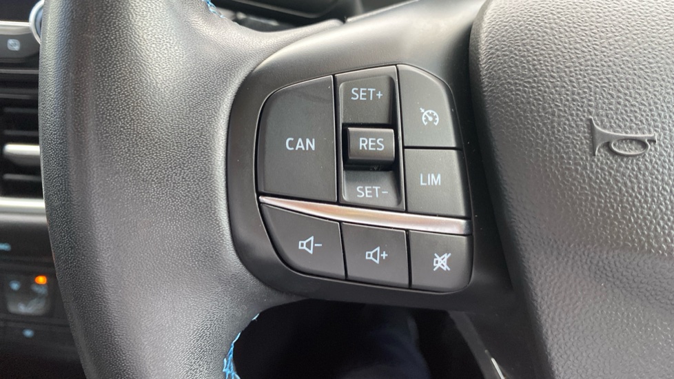 Ford Fiesta 1.0 EcoBoost Active 5dr Petrol Hatchback - Image 27