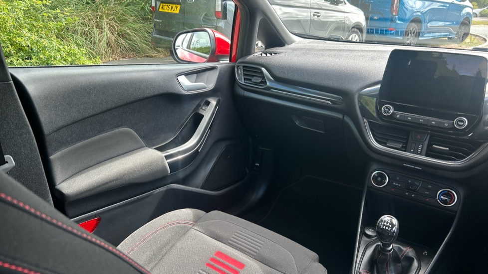 Ford Fiesta 1.0 EcoBoost Hybrid mHEV 125 ST-Line 5dr Petrol Hatchback - Image 14
