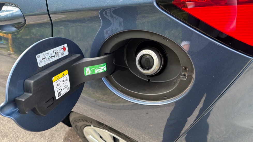 Ford Fiesta 1.0 EcoBoost Trend 5dr Petrol Hatchback - Image 40