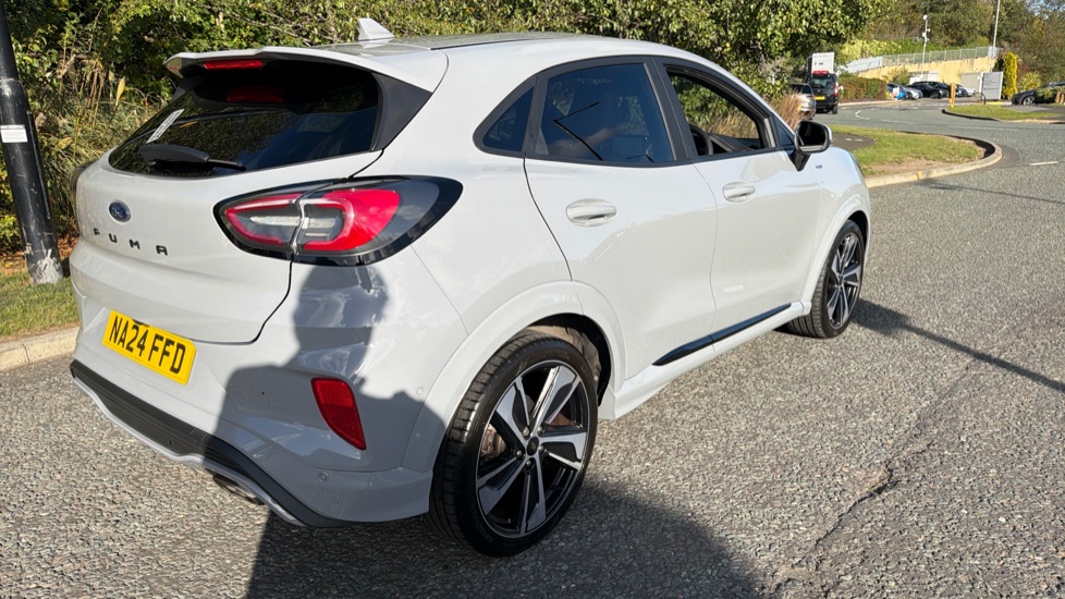 Ford Puma 1.0 EcoBoost Hybrid mHEV 155 ST-Line X 5dr Petrol Hatchback - Image 50