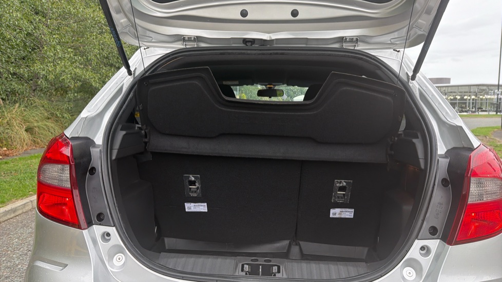 Ford KA+ 1.2 85 Active 5dr Petrol Hatchback - Image 4
