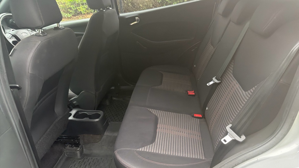Ford KA+ 1.2 85 Active 5dr Petrol Hatchback - Image 16
