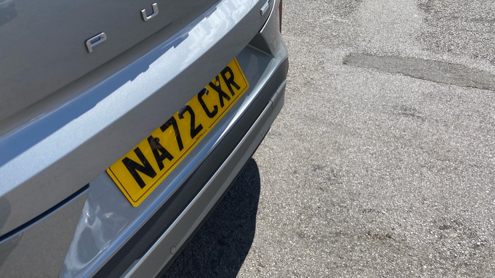Ford Puma 1.0 EcoBoost Hybrid mHEV Titanium 5dr Petrol Hatchback - Image 8