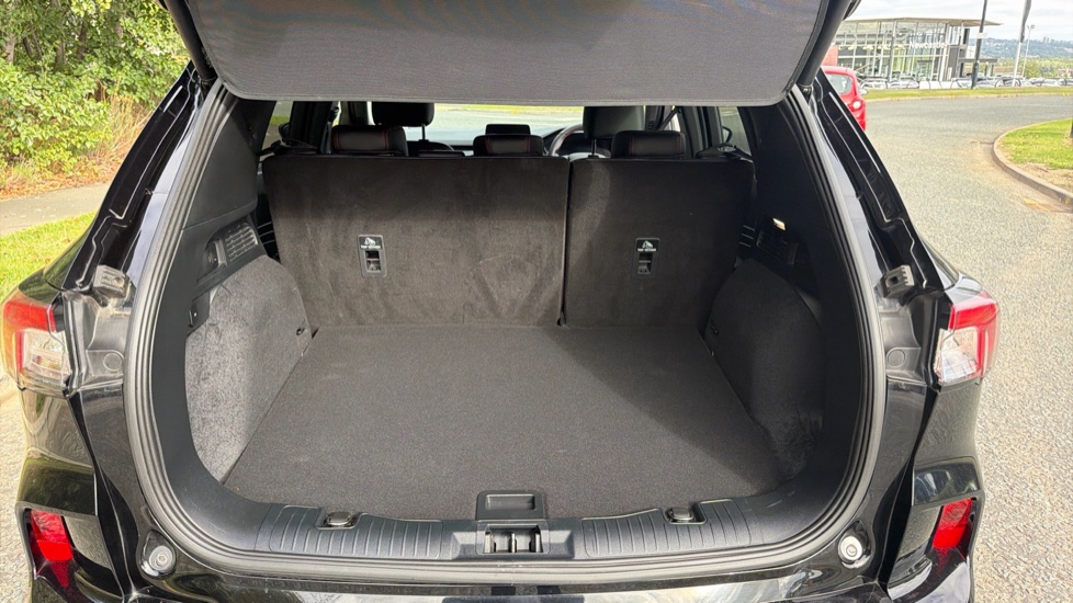 Ford Kuga 1.5 EcoBoost 150 ST-Line Edition 5dr Petrol Estate - Image 4