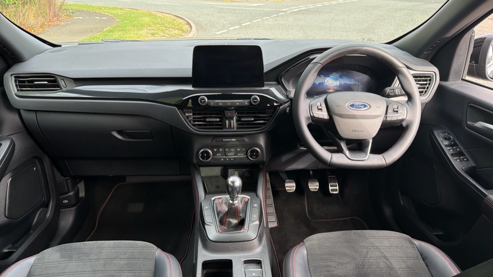 Ford Kuga 1.5 EcoBoost 150 ST-Line Edition 5dr Petrol Estate - Image 10