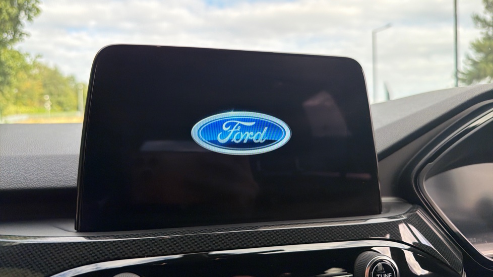 Ford Kuga 1.5 EcoBoost 150 ST-Line Edition 5dr Petrol Estate - Image 12