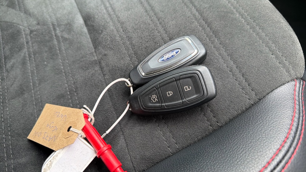 Ford Kuga 1.5 EcoBoost 150 ST-Line Edition 5dr Petrol Estate - Image 20