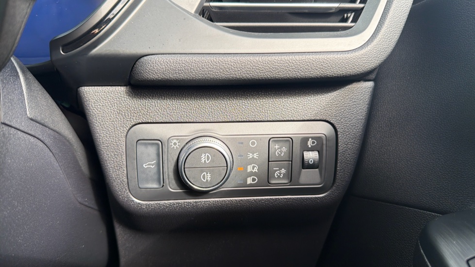 Ford Kuga 1.5 EcoBoost 150 ST-Line Edition 5dr Petrol Estate - Image 39