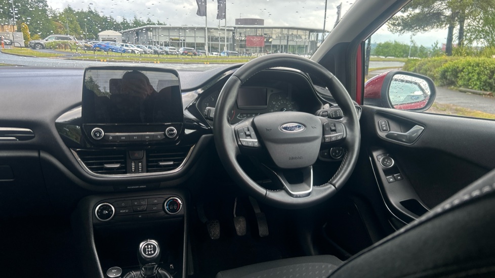 Ford Fiesta 1.1 Zetec 5dr Petrol Hatchback - Image 9