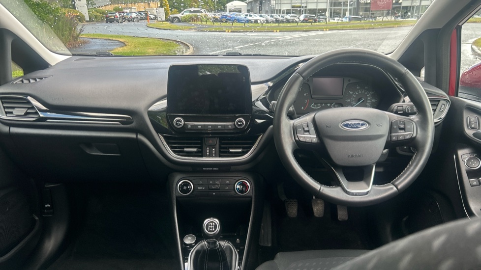 Ford Fiesta 1.1 Zetec 5dr Petrol Hatchback - Image 10