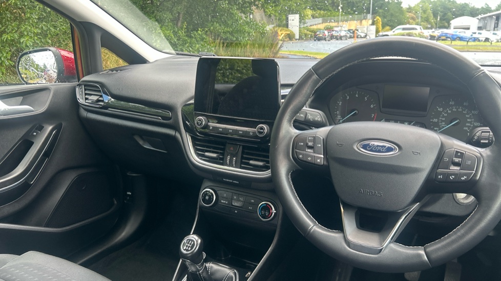 Ford Fiesta 1.1 Zetec 5dr Petrol Hatchback - Image 11