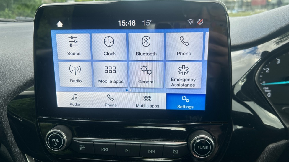 Ford Fiesta 1.1 Zetec 5dr Petrol Hatchback - Image 29