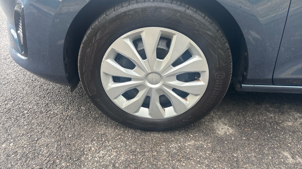 Ford Fiesta 1.0 EcoBoost Trend 5dr Petrol Hatchback - Image 43