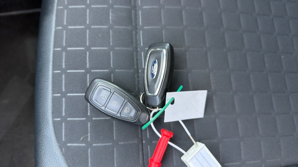 Ford Fiesta 1.0 EcoBoost Hybrid mHEV 125 Titanium X 5dr Petrol Hatchback - Image 20