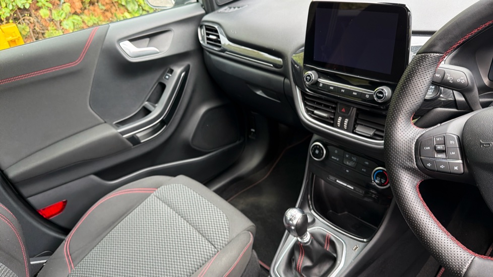 Ford Puma 1.0 EcoBoost Hybrid mHEV ST-Line 5dr Petrol Hatchback - Image 14