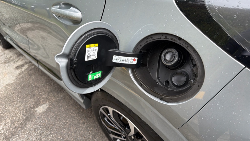 Ford Puma 1.0 EcoBoost Hybrid mHEV ST-Line 5dr Petrol Hatchback - Image 50