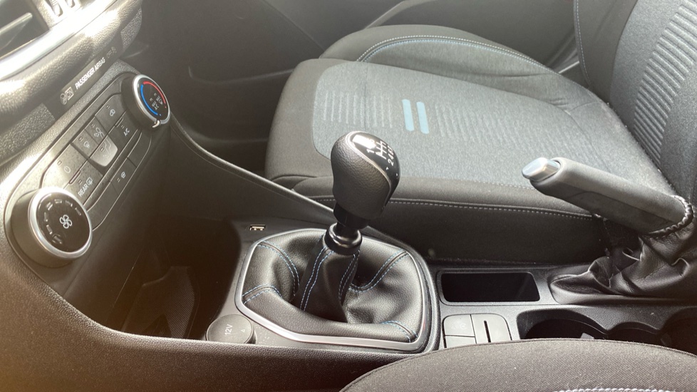 Ford Fiesta 1.0 EcoBoost Active 5dr Petrol Hatchback - Image 13
