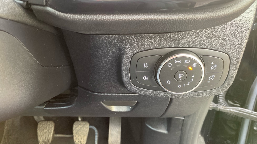 Ford Fiesta 1.0 EcoBoost Active 5dr Petrol Hatchback - Image 22