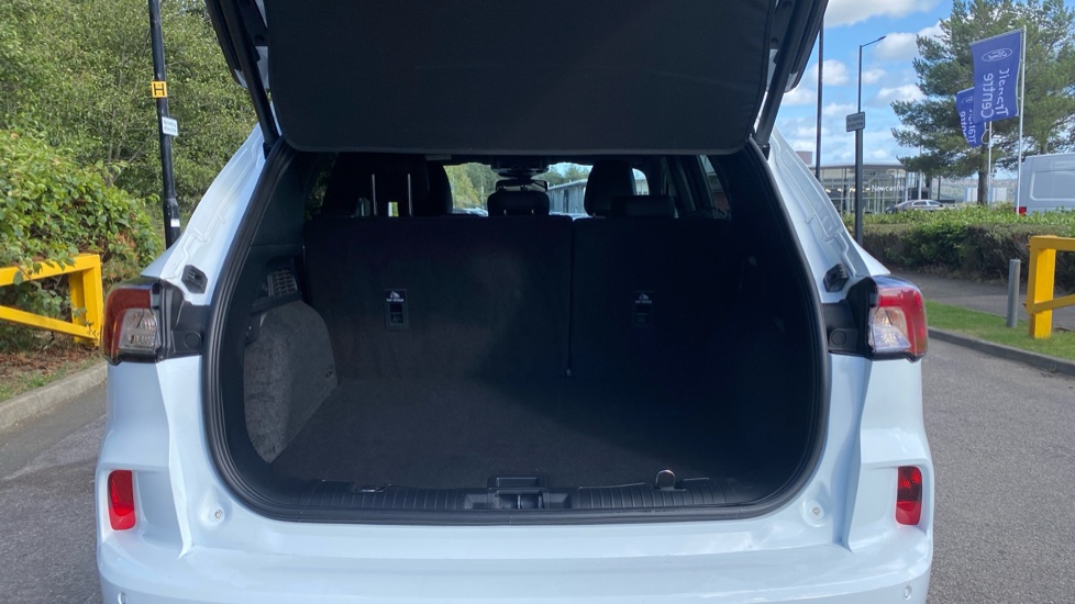 Ford Kuga 1.5 EcoBoost 150 ST-Line X Edition 5dr Petrol Estate - Image 4