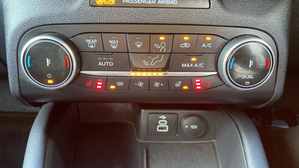 Ford Kuga 1.5 EcoBoost 150 ST-Line X Edition 5dr Petrol Estate - Image 30