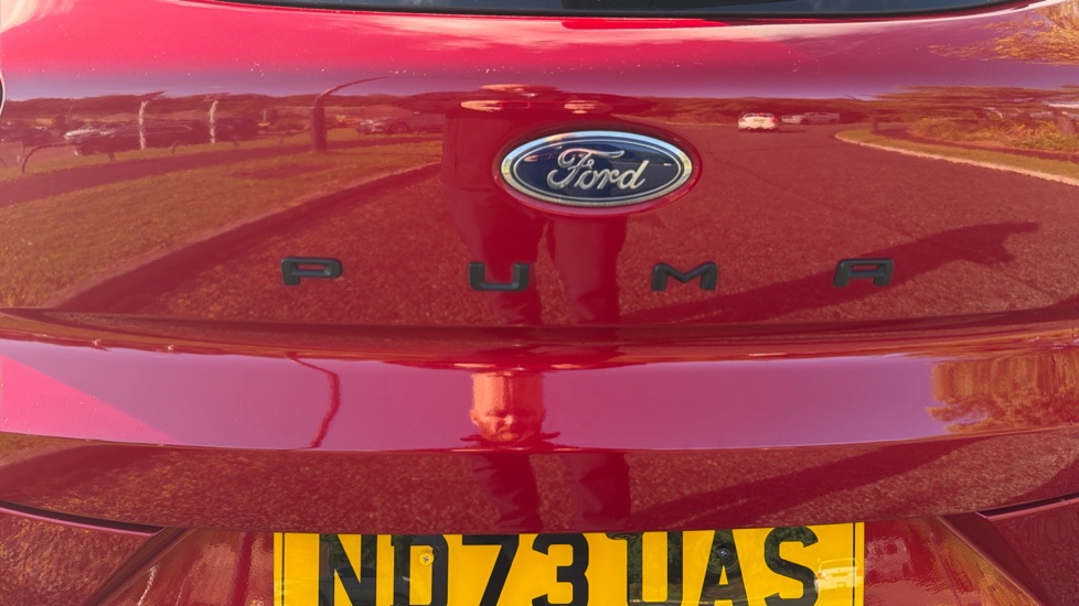 Ford Puma 1.0 EcoBoost Hybrid mHEV ST-Line X 5dr DCT Petrol Hatchback - Image 8