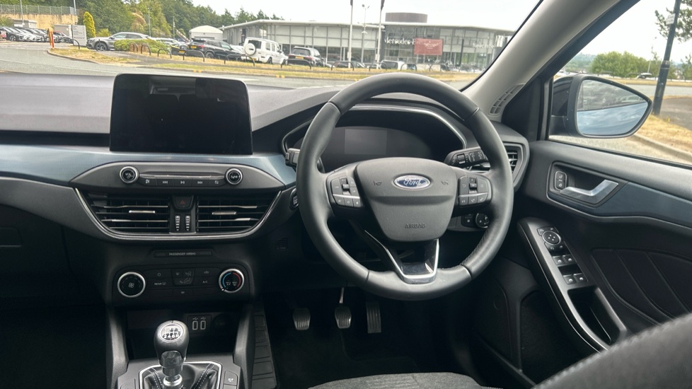 Ford Focus 1.0 EcoBoost Hybrid mHEV 125 Active Edition 5dr Petrol Hatchback - Image 9