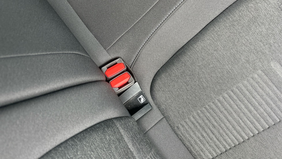 Ford Focus 1.0 EcoBoost Hybrid mHEV 125 Active Edition 5dr Petrol Hatchback - Image 17