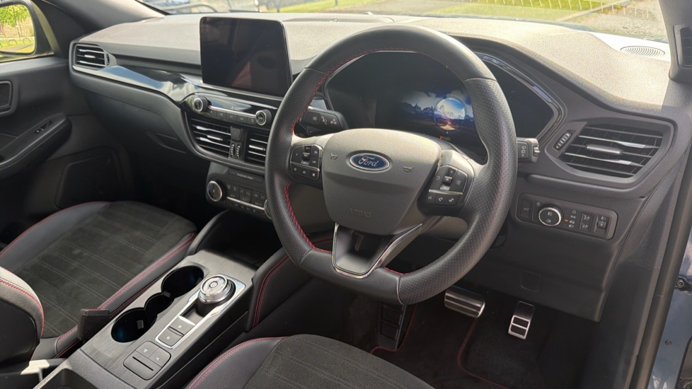 Ford Kuga 2.5 FHEV ST-Line X Edition 5dr CVT Hybrid Estate - Image 11