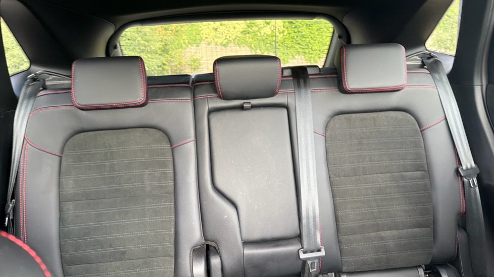 Ford Kuga 2.5 FHEV ST-Line X Edition 5dr CVT Hybrid Estate - Image 15