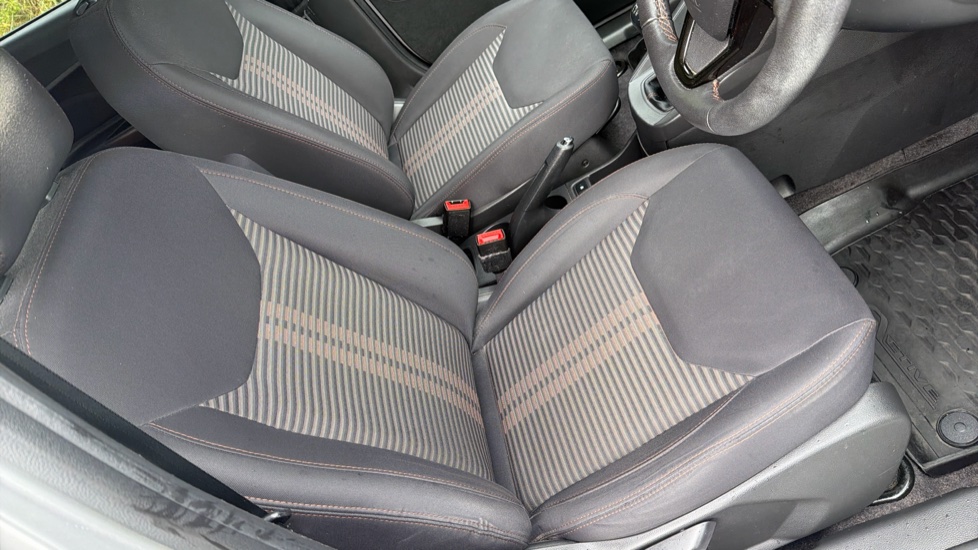 Ford KA+ 1.2 85 Active 5dr Petrol Hatchback - Image 32