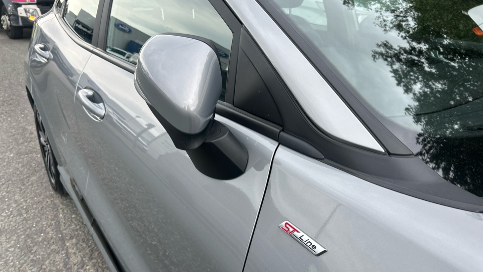 Ford Puma 1.0 EcoBoost Hybrid mHEV ST-Line 5dr Petrol Hatchback - Image 8