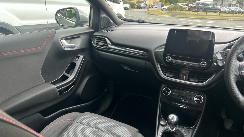Ford Puma 1.0 EcoBoost Hybrid mHEV ST-Line 5dr Petrol Hatchback - Image 14