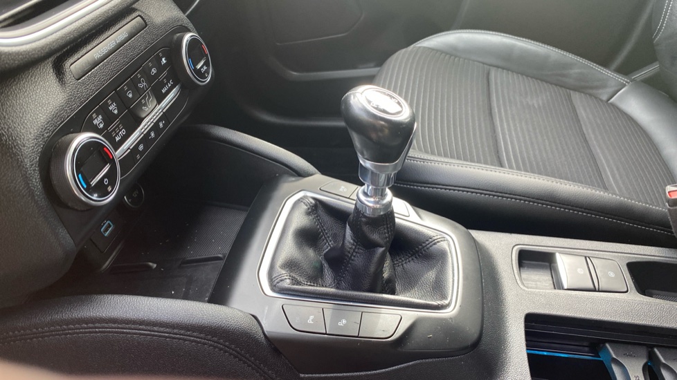 Ford Kuga 1.5 EcoBlue Titanium 5dr Diesel Estate - Image 13