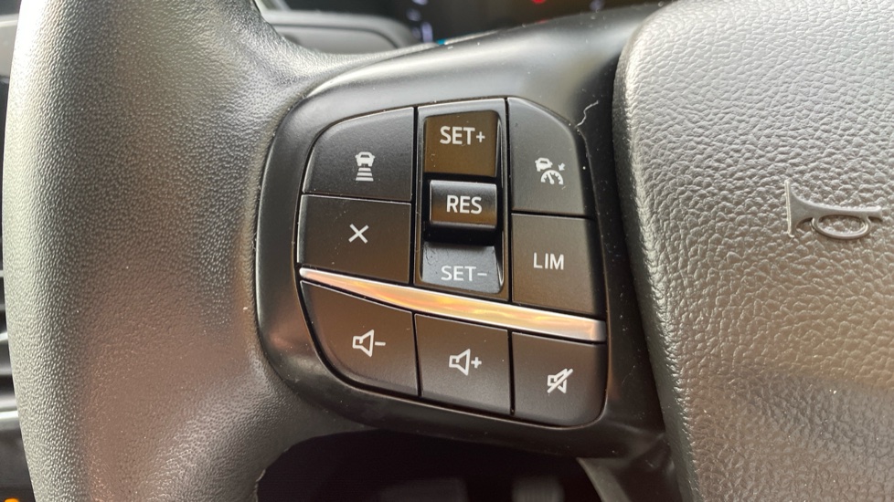 Ford Kuga 1.5 EcoBlue Titanium 5dr Diesel Estate - Image 27
