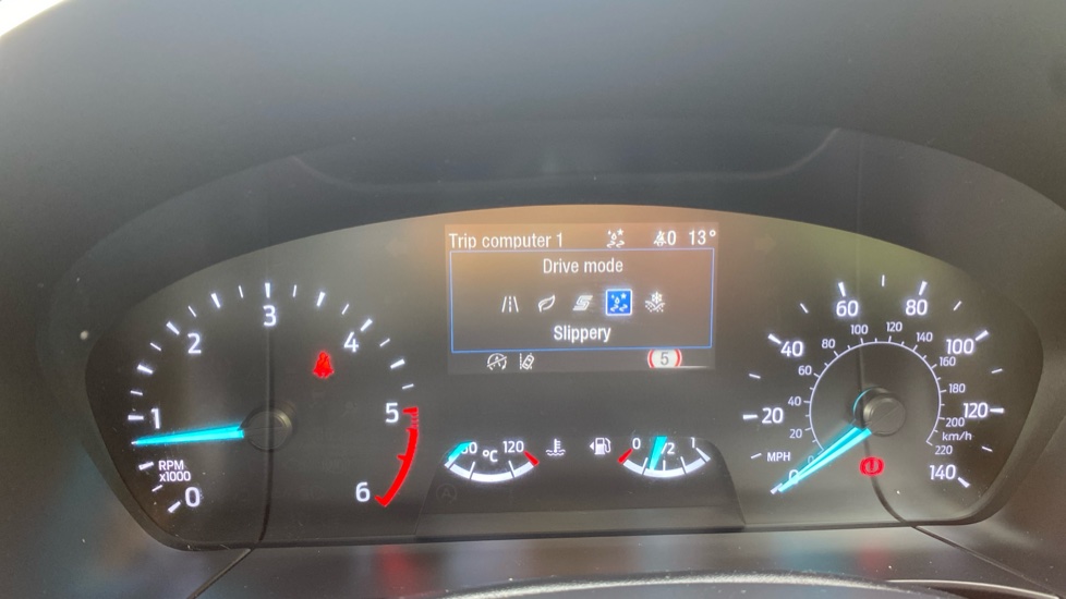 Ford Kuga 1.5 EcoBlue Titanium 5dr Diesel Estate - Image 33