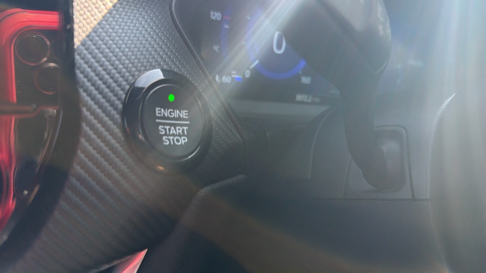 Ford Puma 1.0 EcoBoost Hybrid mHEV ST-Line X 5dr Petrol Hatchback - Image 27
