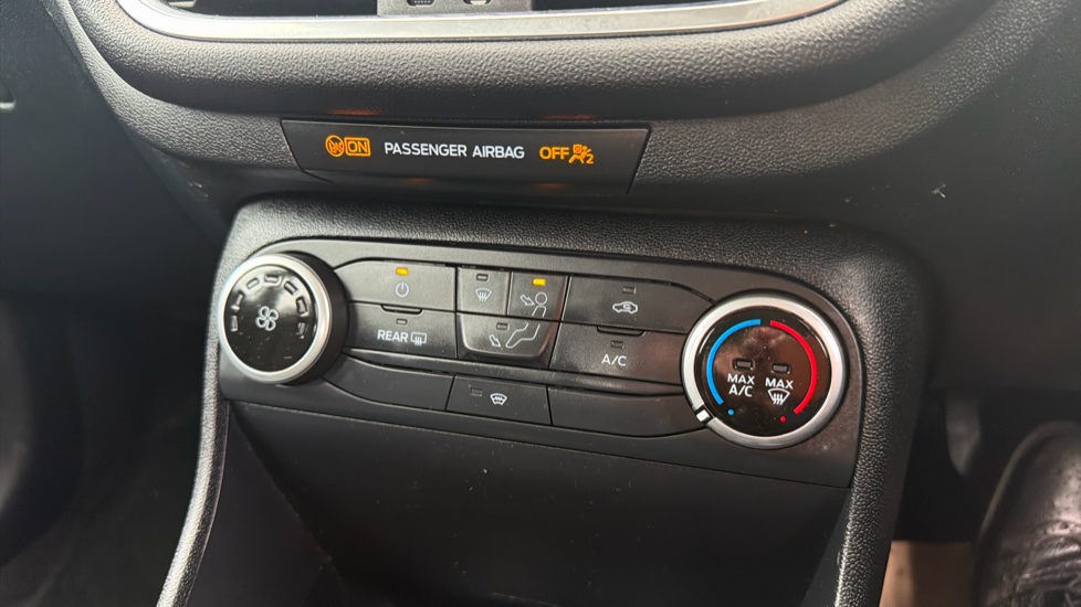 Ford Fiesta 1.1 Trend 5dr Petrol Hatchback - Image 21