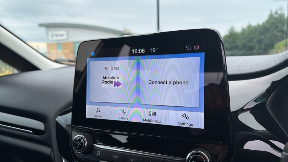 Ford Fiesta 1.1 Trend 5dr Petrol Hatchback - Image 23