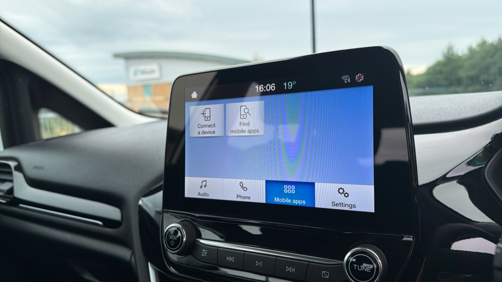 Ford Fiesta 1.1 Trend 5dr Petrol Hatchback - Image 26