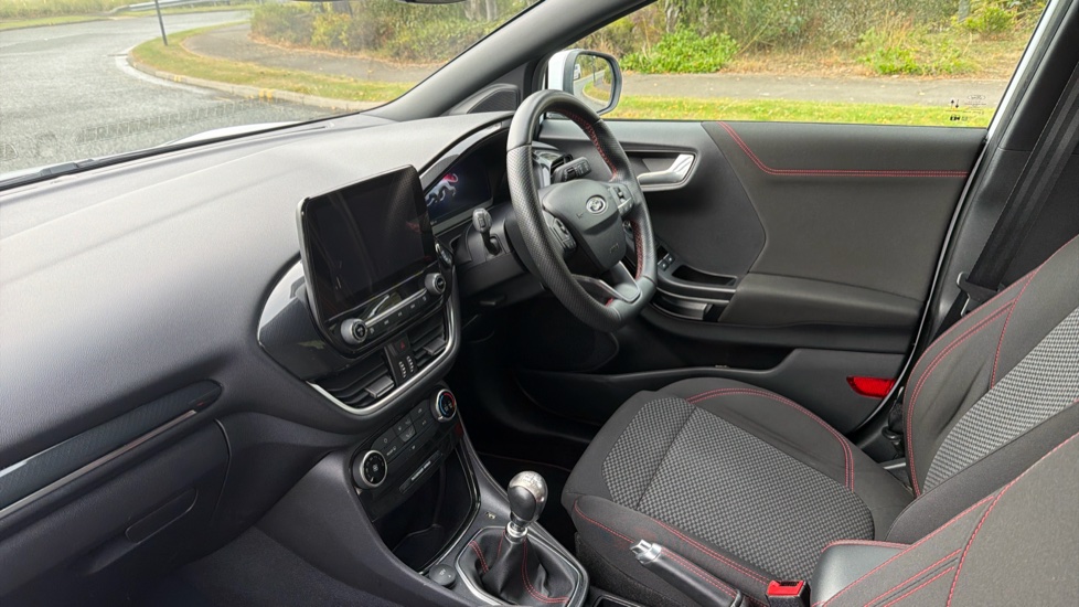 Ford Puma 1.0 EcoBoost Hybrid mHEV ST-Line 5dr Petrol Hatchback - Image 9