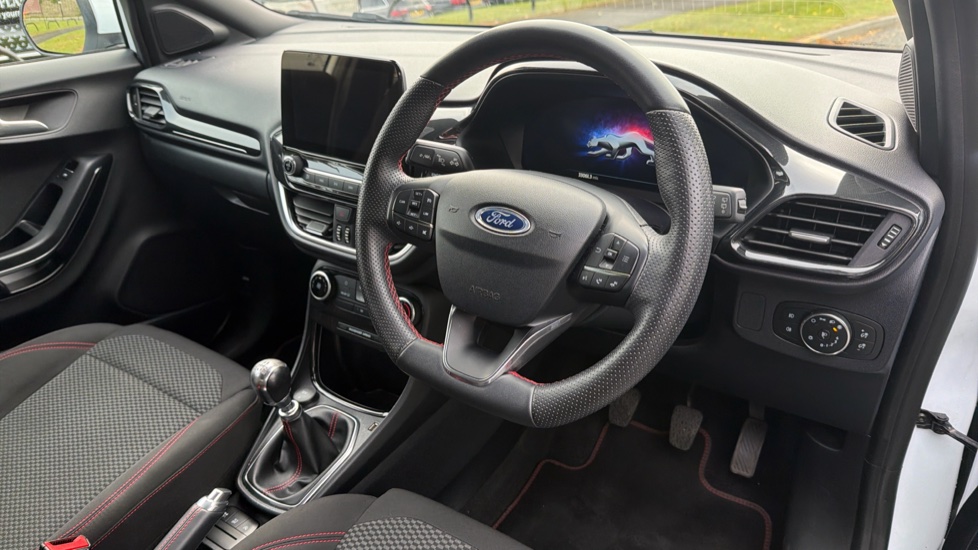 Ford Puma 1.0 EcoBoost Hybrid mHEV ST-Line 5dr Petrol Hatchback - Image 11