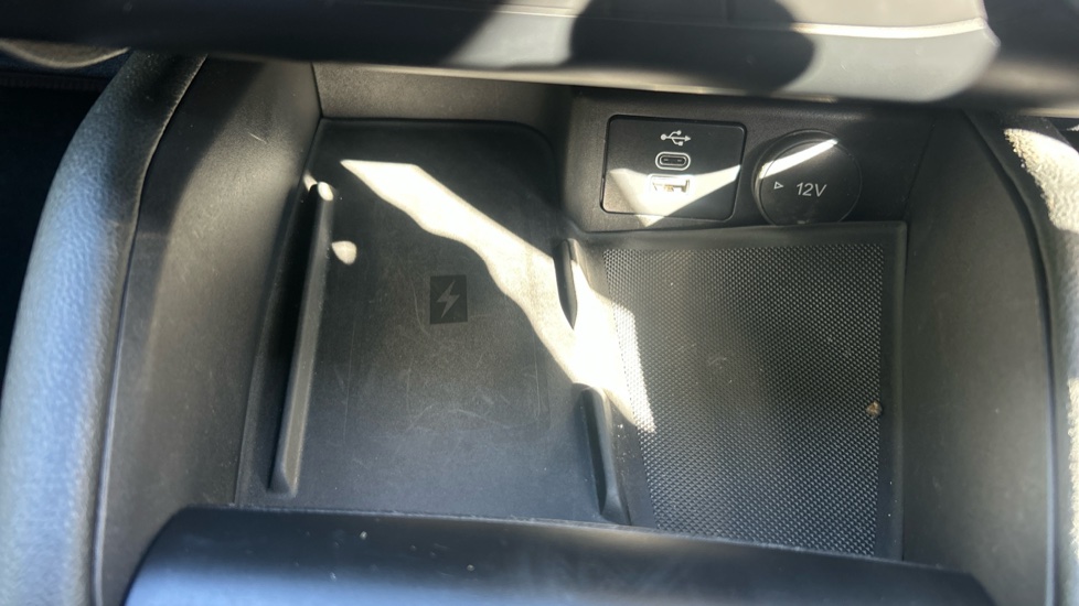 Ford Kuga 1.5 EcoBoost 150 ST-Line Edition 5dr Petrol Estate - Image 33