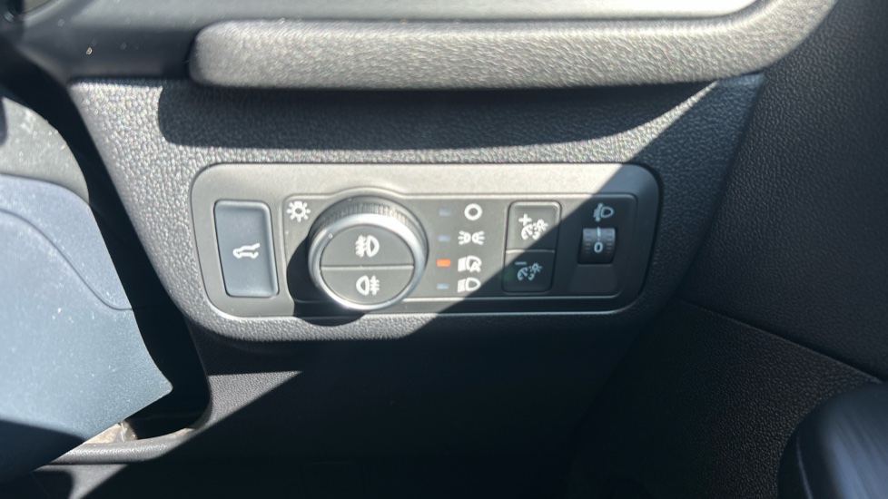 Ford Kuga 1.5 EcoBoost 150 ST-Line Edition 5dr Petrol Estate - Image 34
