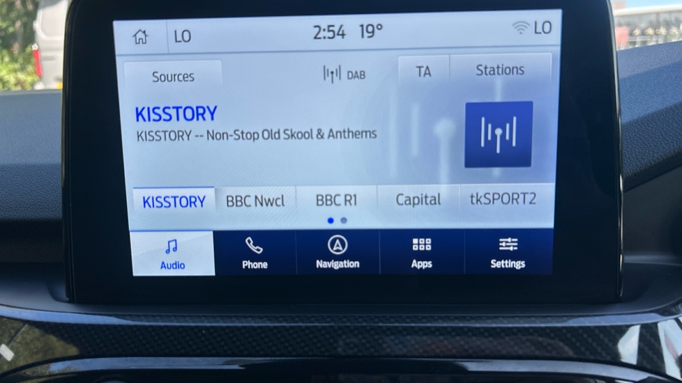Ford Kuga 1.5 EcoBoost 150 ST-Line Edition 5dr Petrol Estate - Image 35