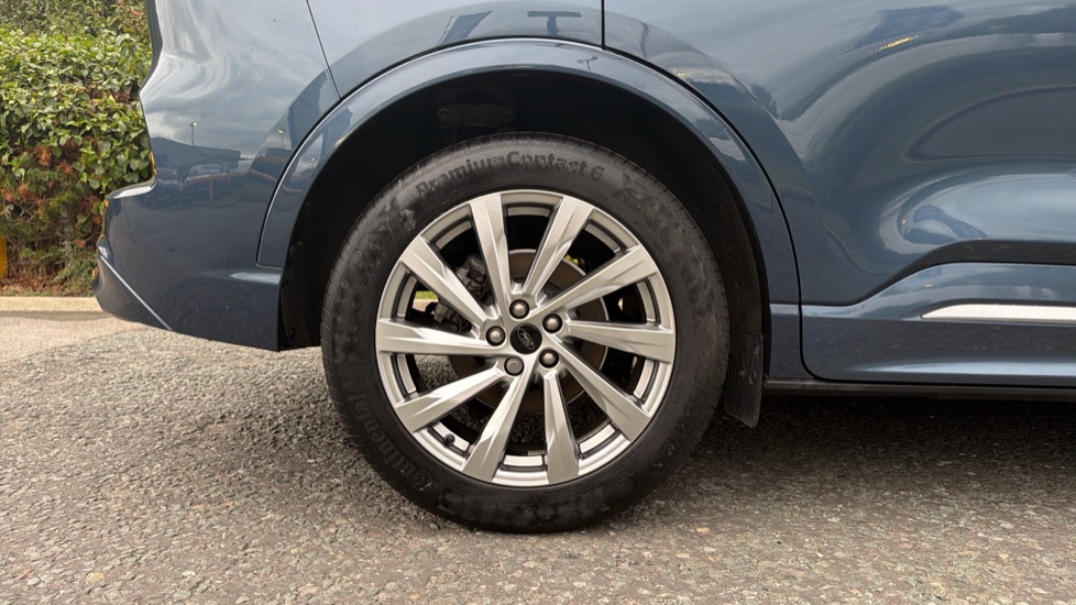 Ford Kuga 2.5 FHEV Vignale 5dr CVT Hybrid Estate - Image 7