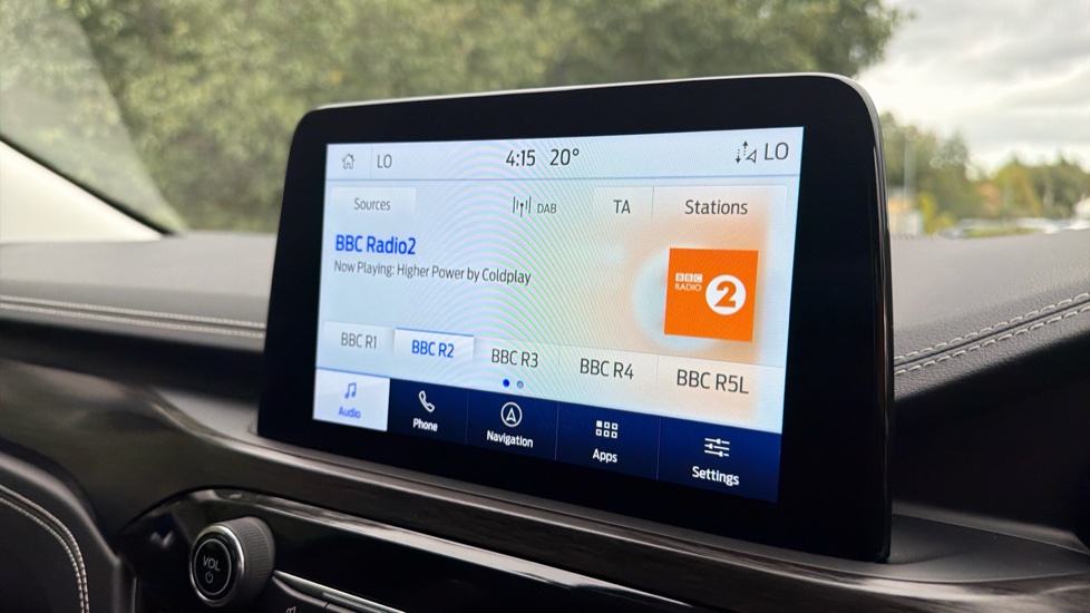 Ford Kuga 2.5 FHEV Vignale 5dr CVT Hybrid Estate - Image 36