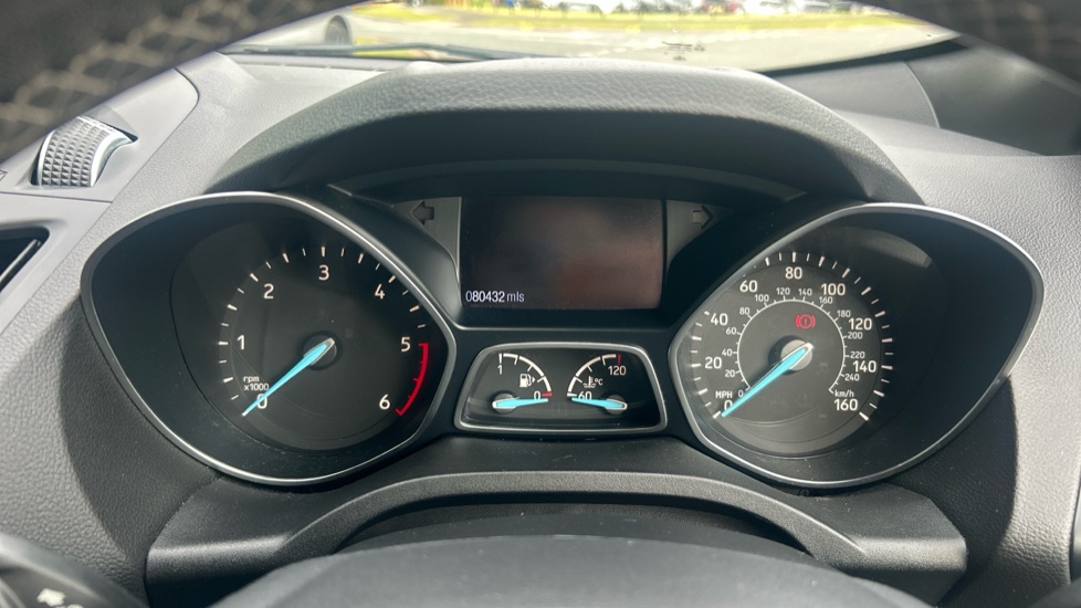 Ford Kuga 2.0 TDCi ST-Line 5dr 2WD Diesel Estate - Image 18